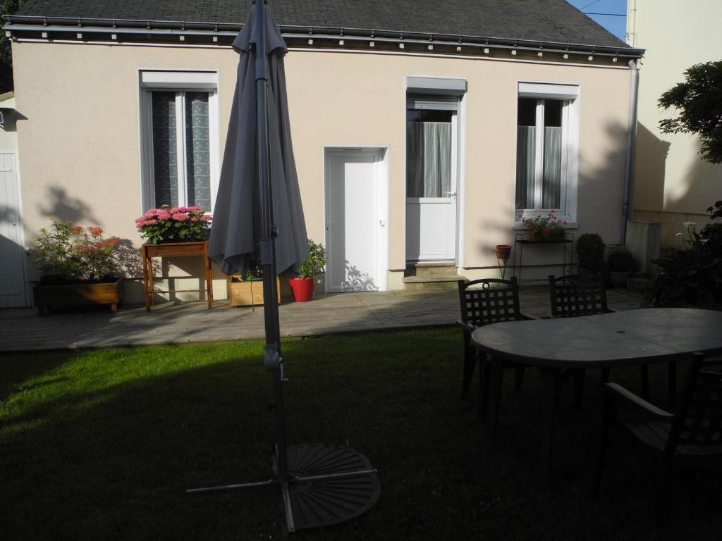 Les Vergnes Mancelles Le Mans Kültér fotó